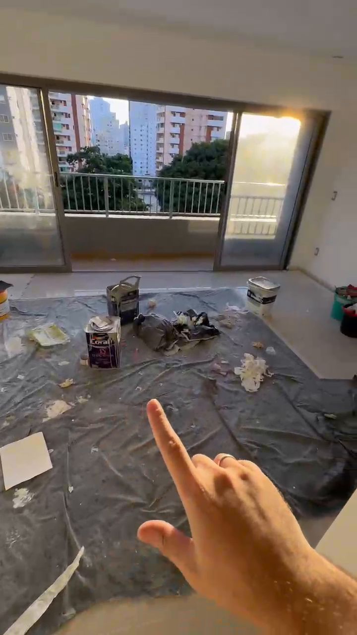 Frame 19